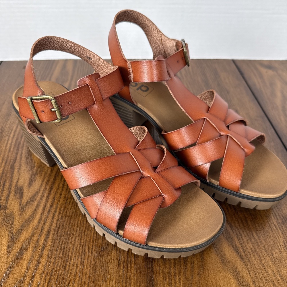 POP Cognac Brown Comfort Fit Beaming Chunky Heeled Women's Size 9 NWOB